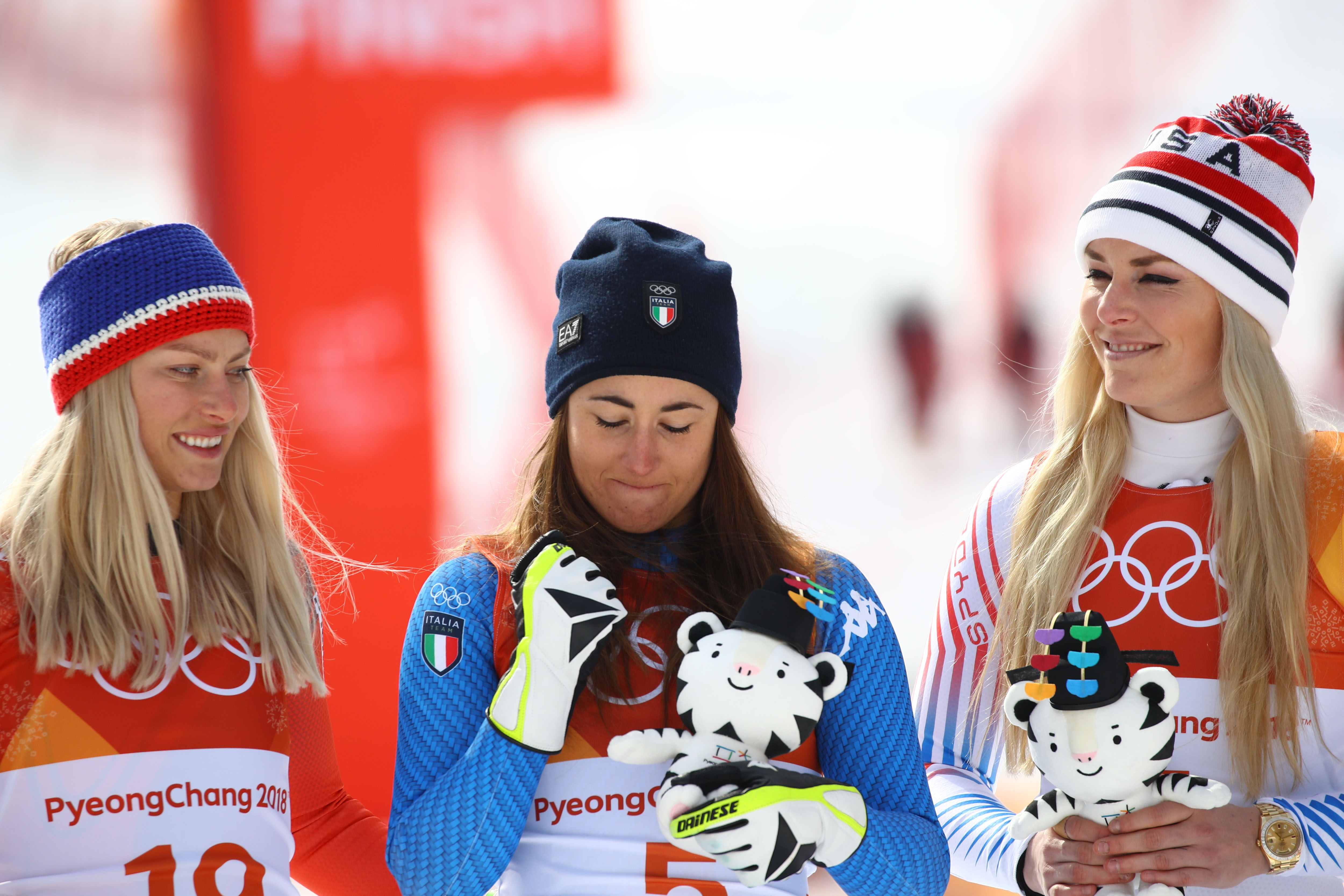 Ragnhild Mowinckel, Sofia Goggia e Lindsey Vonn - Photo: Pentaphoto/Marco Trovati.