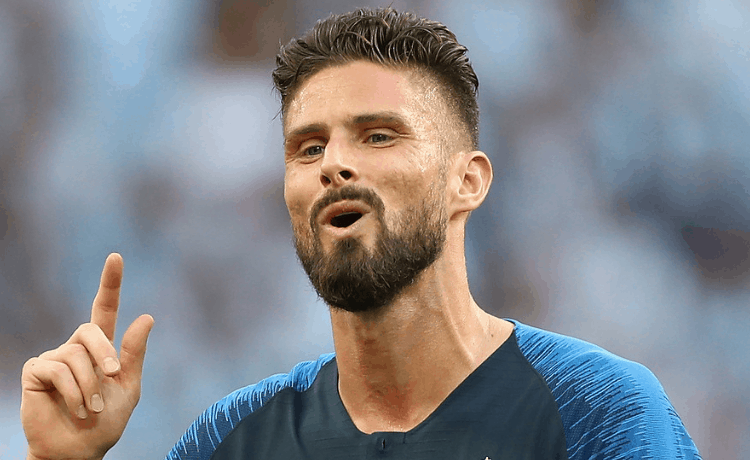 Giroud - Foto Антон Зайцев -CC-BY-SA-3.0