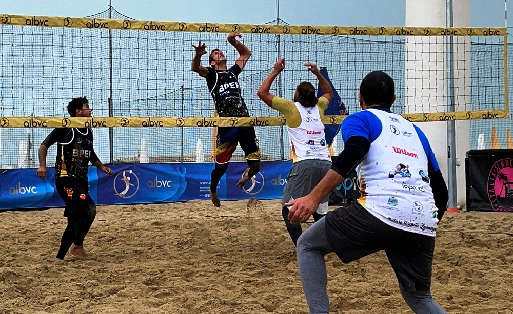 De Luca-Colaberardino - Associazione Italiana Beach Volley Club