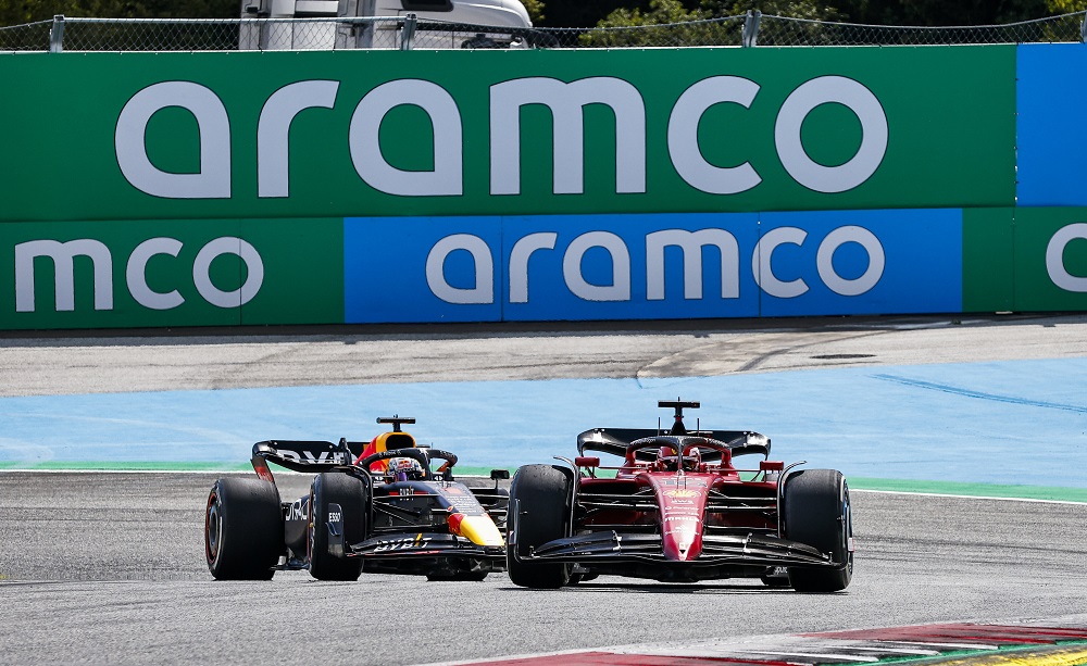 Charles Leclerc e Max Verstappen